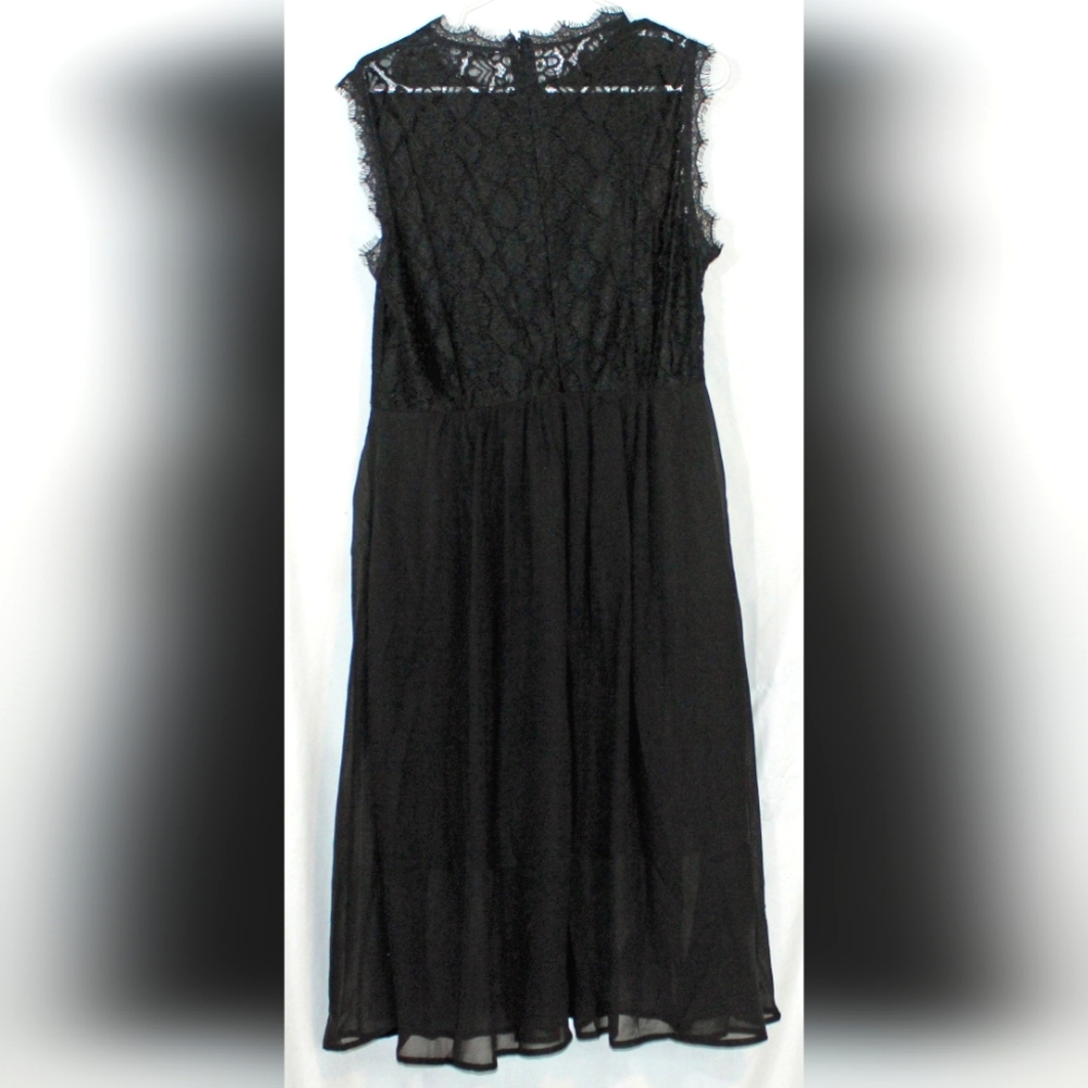 Black lace midi dress
